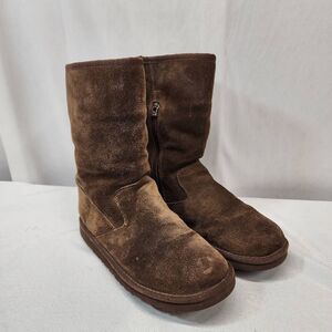 Women’s UGG Boots Size 6 Brown Side Zip S/N 5948 Sheepskin Suede w/ Zippers